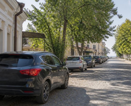 Где припарковаться в Таганроге туристу: полезные советы и удобные варианты